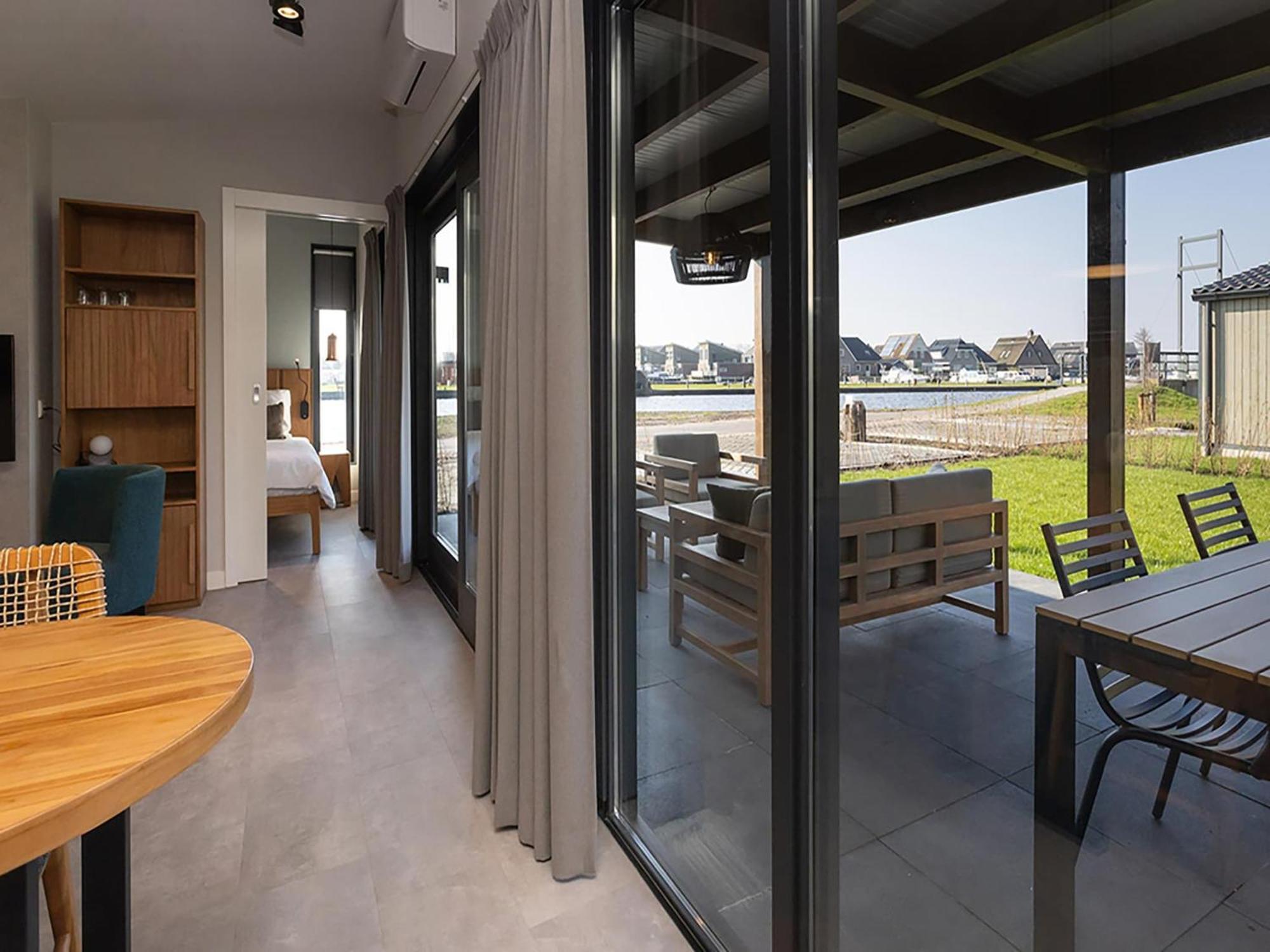 Delfstrahuizen Luxury Docklodge On The Water מראה חיצוני תמונה
